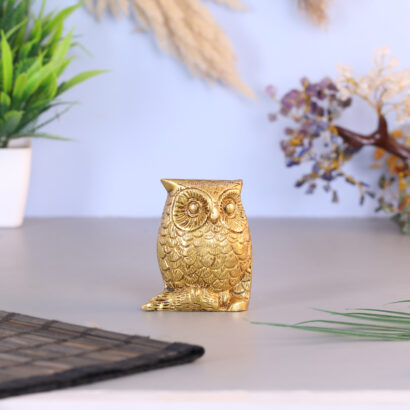 owl statue