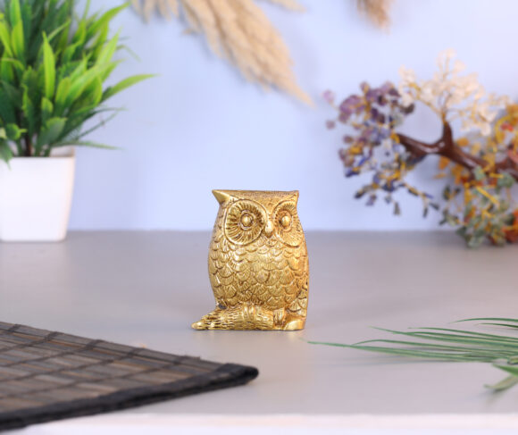 owl statue