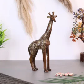 giraffe home decor statues