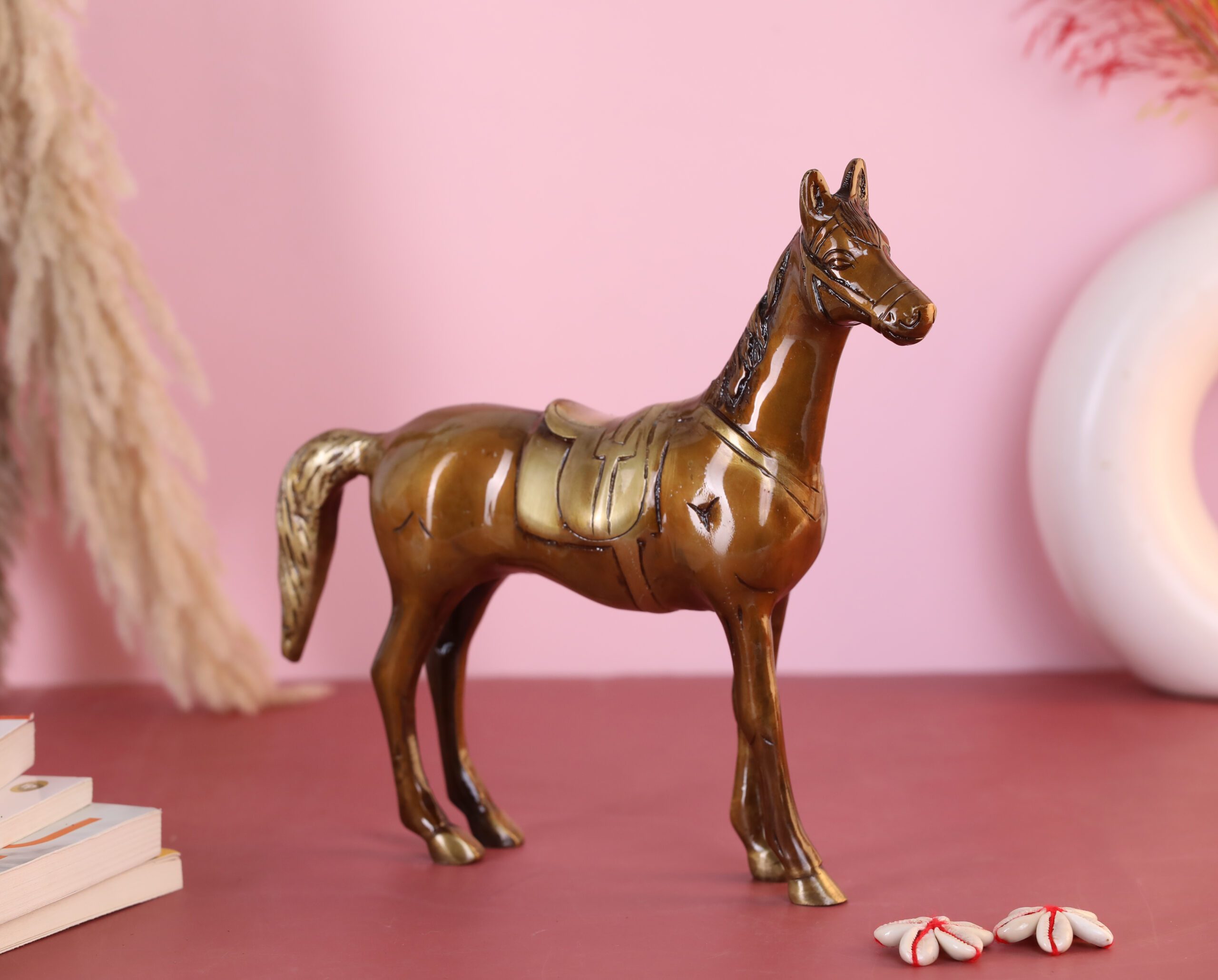 horse showpiece